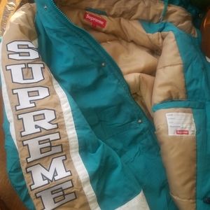 [SOLD]Supreme Parka coat